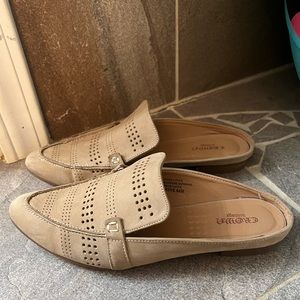 Crown Vintage Mules